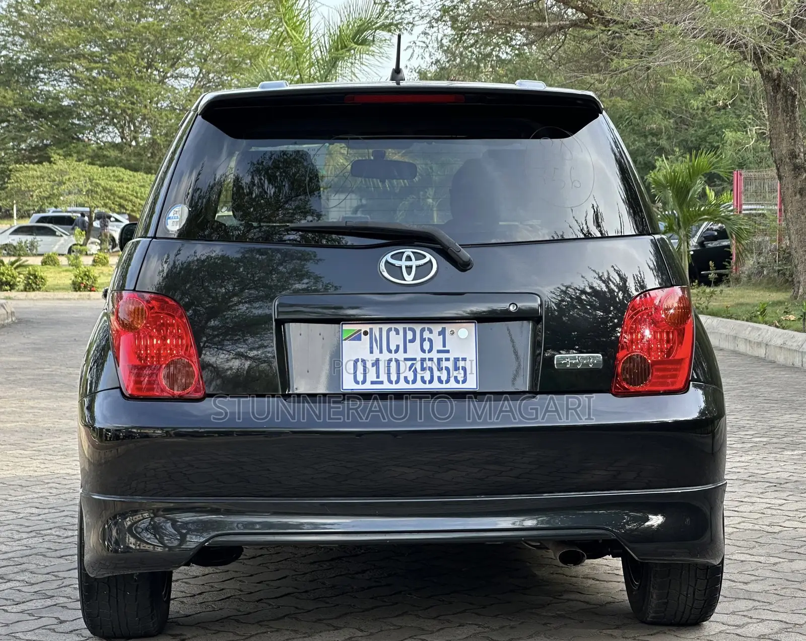 Toyota IST 2004 Black