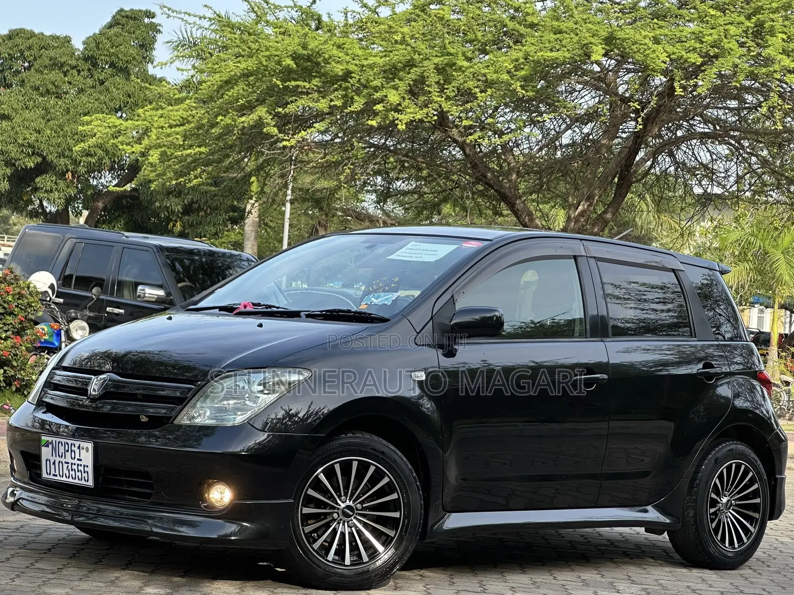 Toyota IST 2004 Black