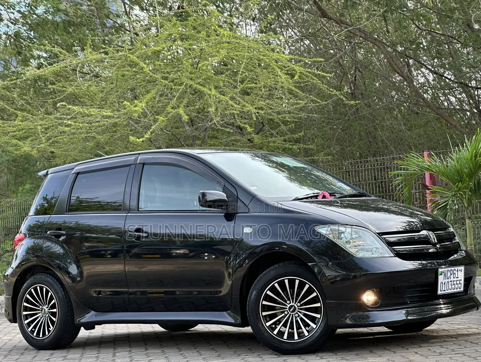 Toyota IST 2004 Black