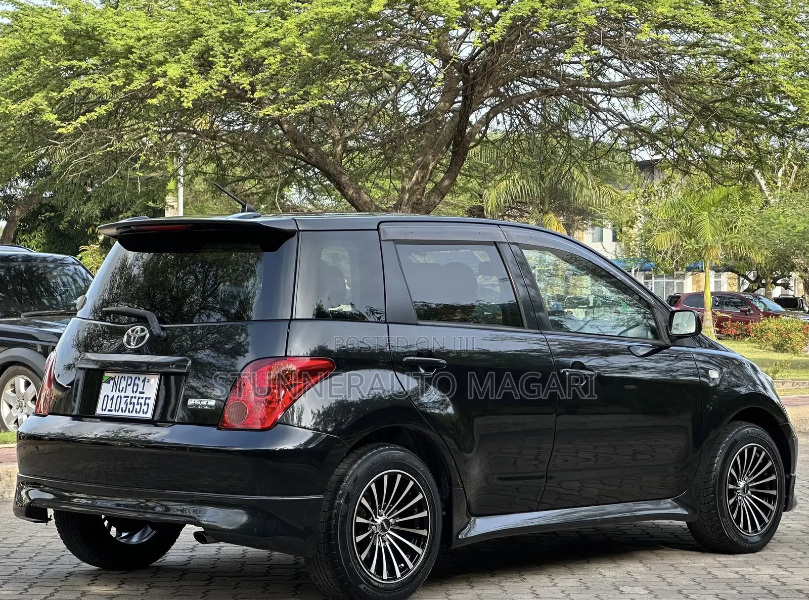 Toyota IST 2004 Black