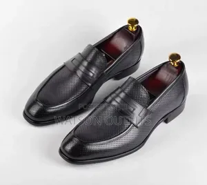 Men's Leather Shoes Totally Royal or Kingly