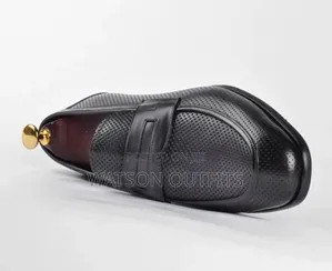 Men's Leather Shoes Totally Royal or Kingly