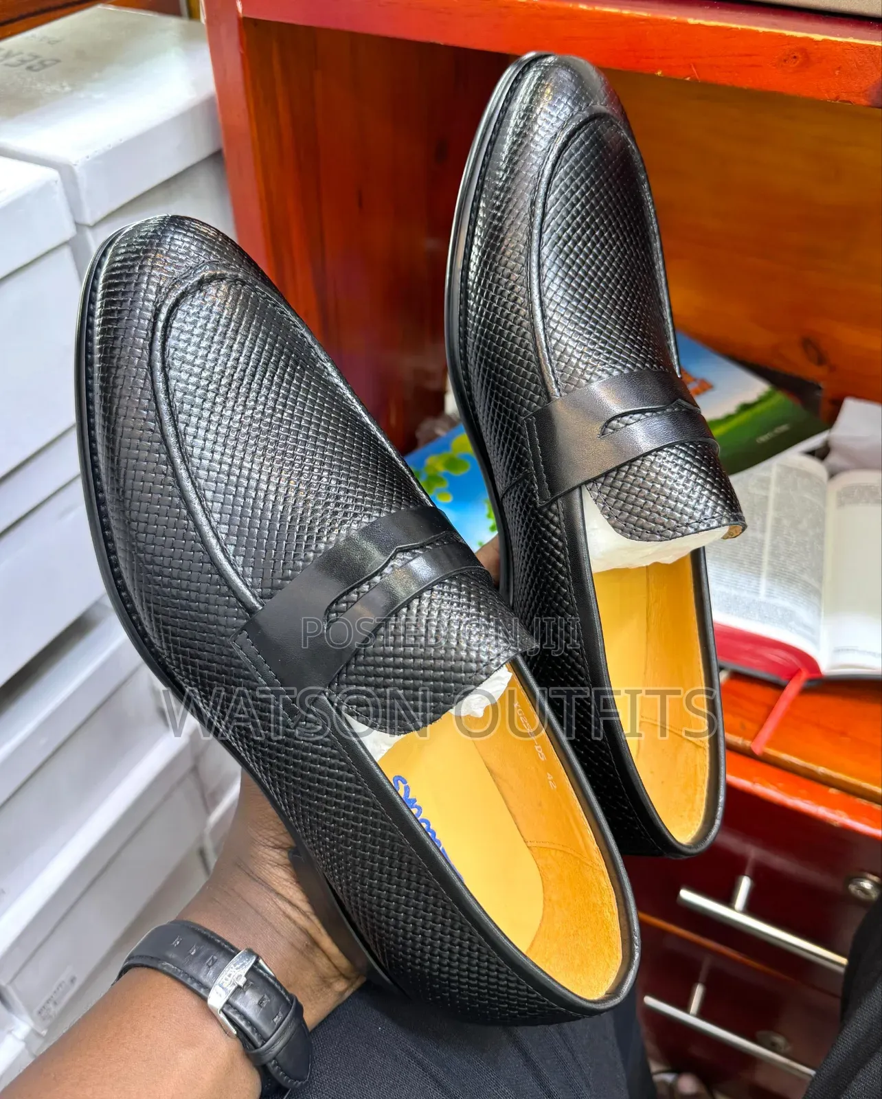 Men's Leather Shoes Totally Royal or Kingly