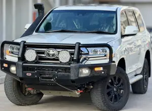 Toyota Land Cruiser 2021 White
