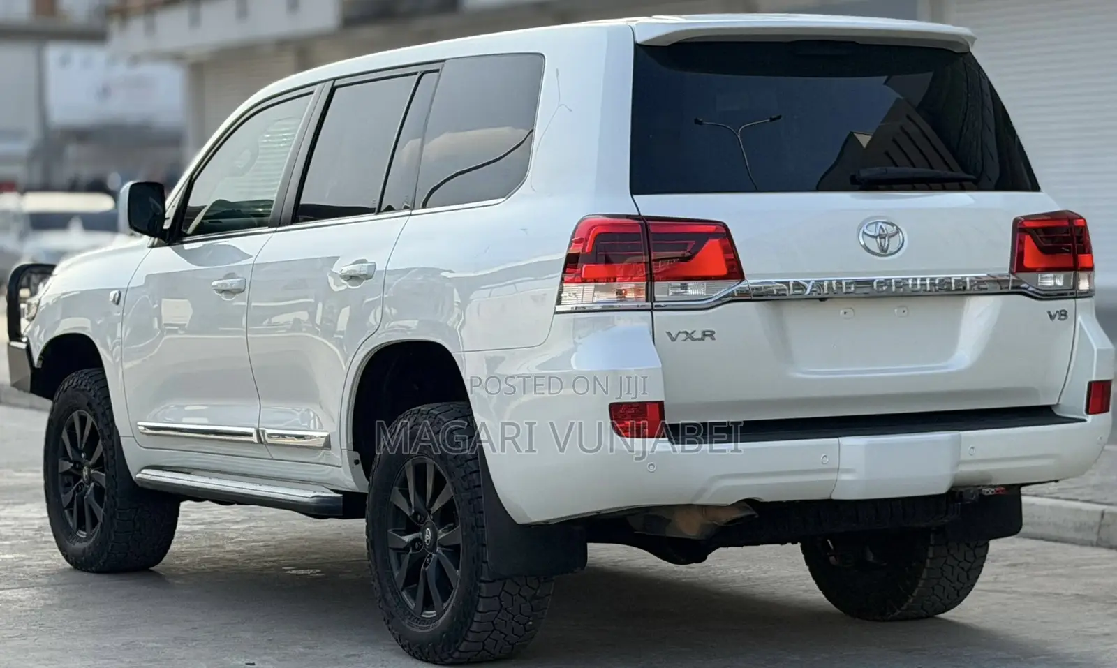 Toyota Land Cruiser 2021 White