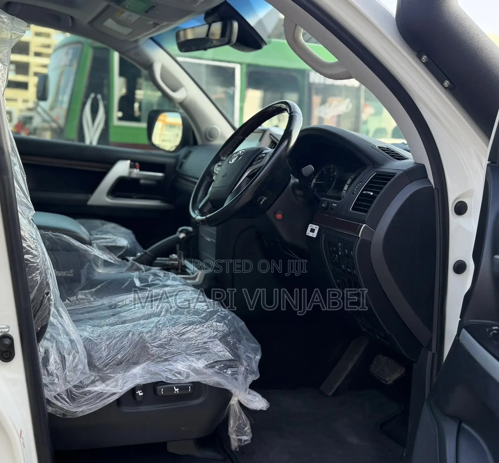 Toyota Land Cruiser 2021 White