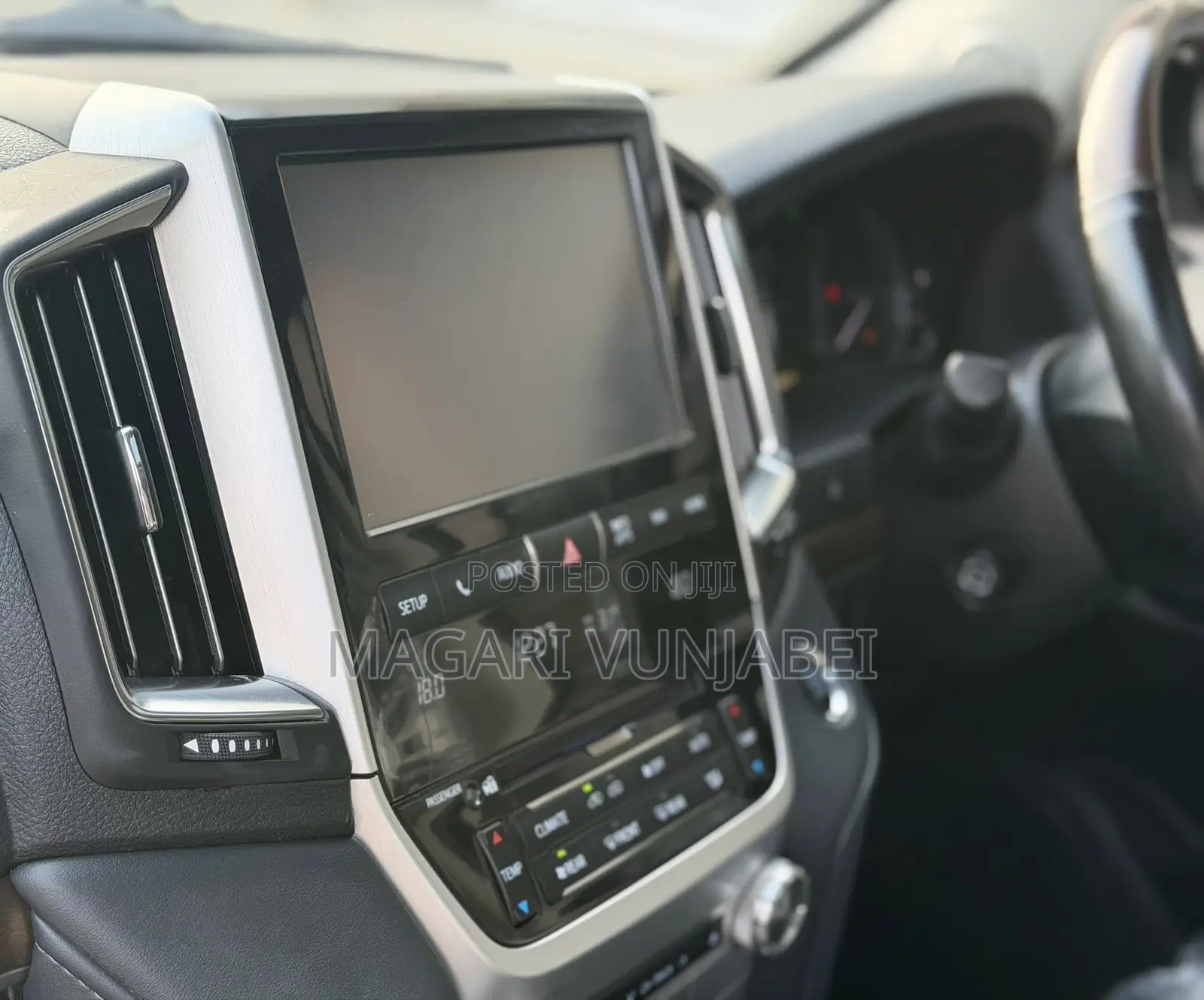 Toyota Land Cruiser 2021 White