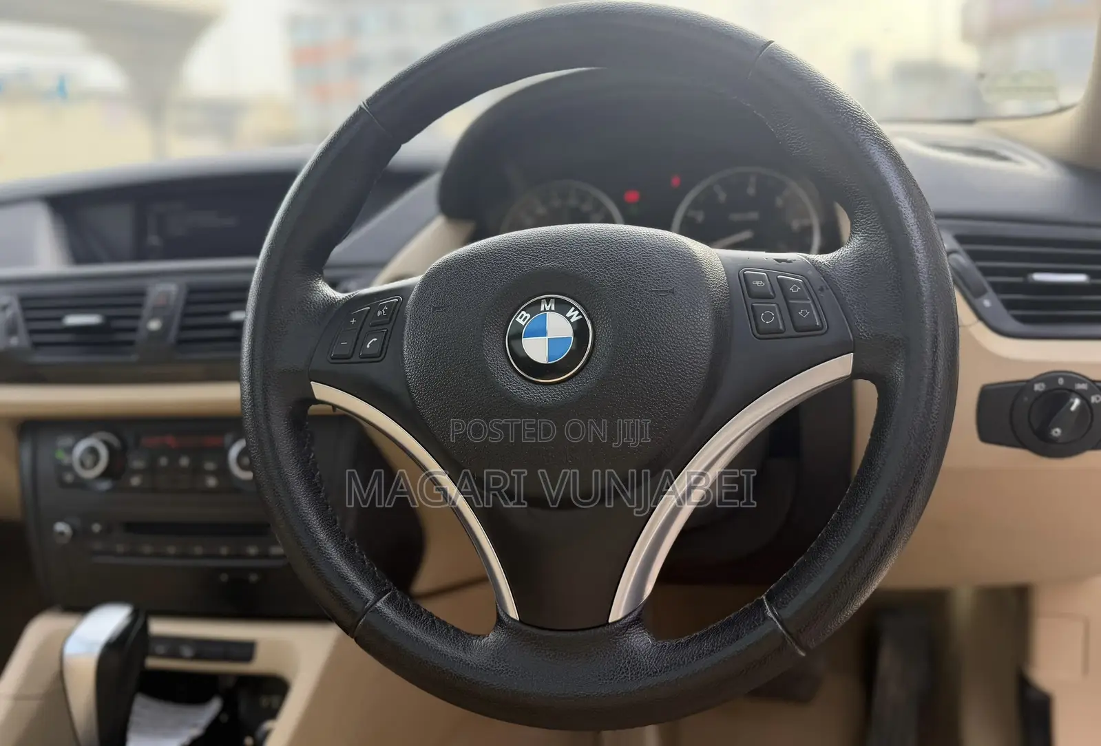 BMW X1 2012 Off white