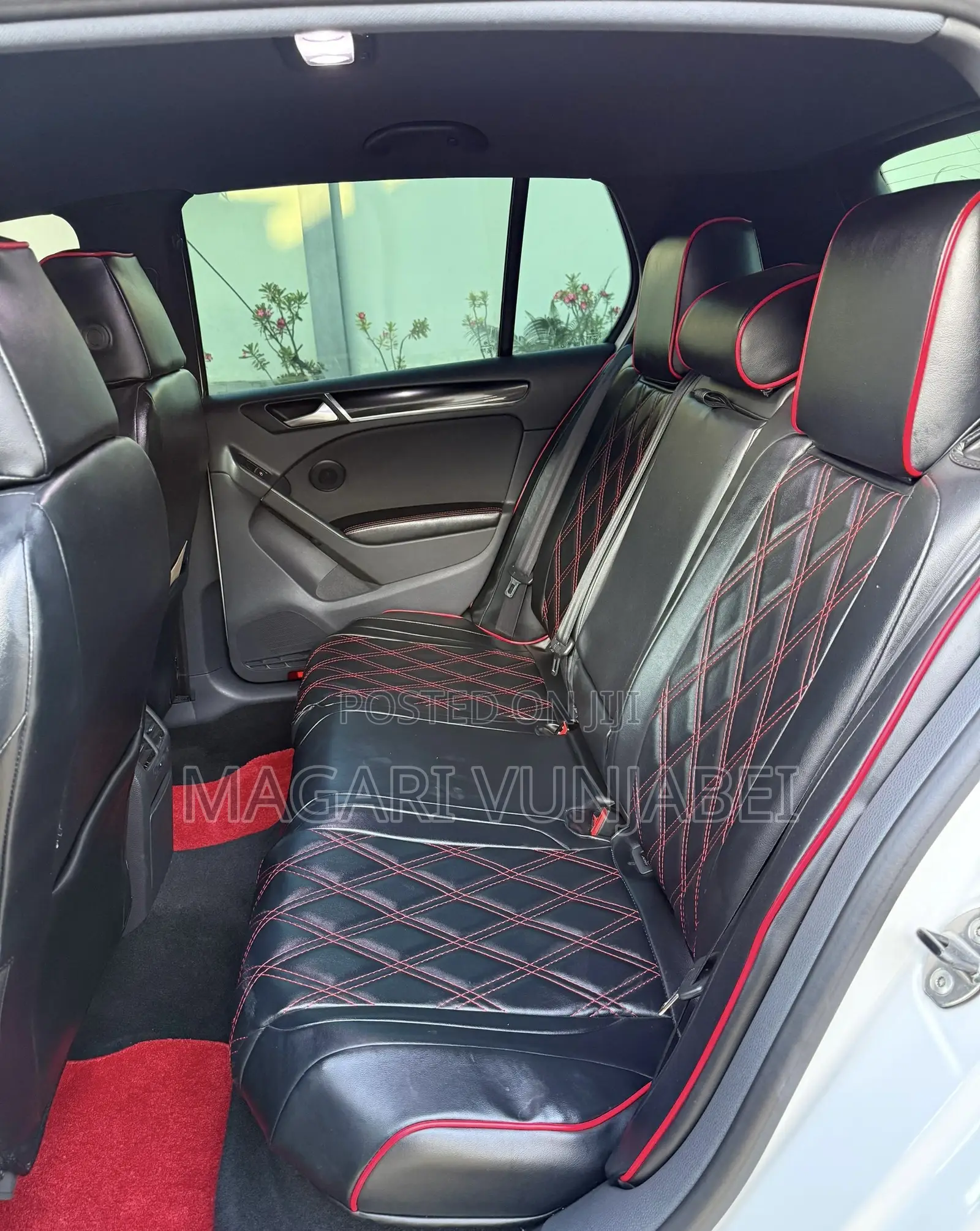 Volkswagen Golf 2011 Off white