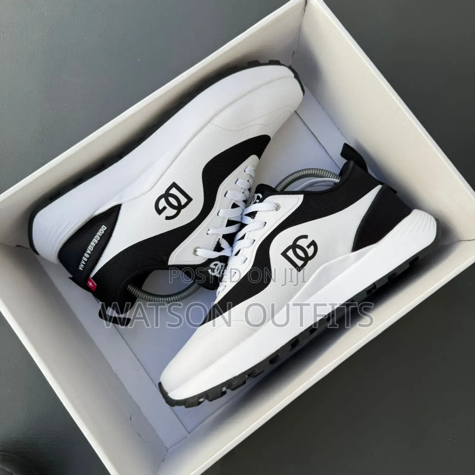Men's Leather Sneaker Shoes as Pretty as a Picture