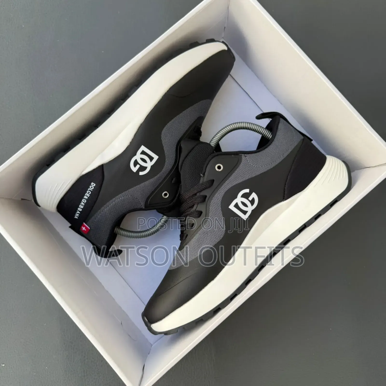 Men's Leather Sneaker Shoes as Pretty as a Picture