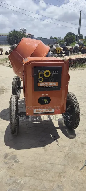 Esquire Concrete Mixer 500l