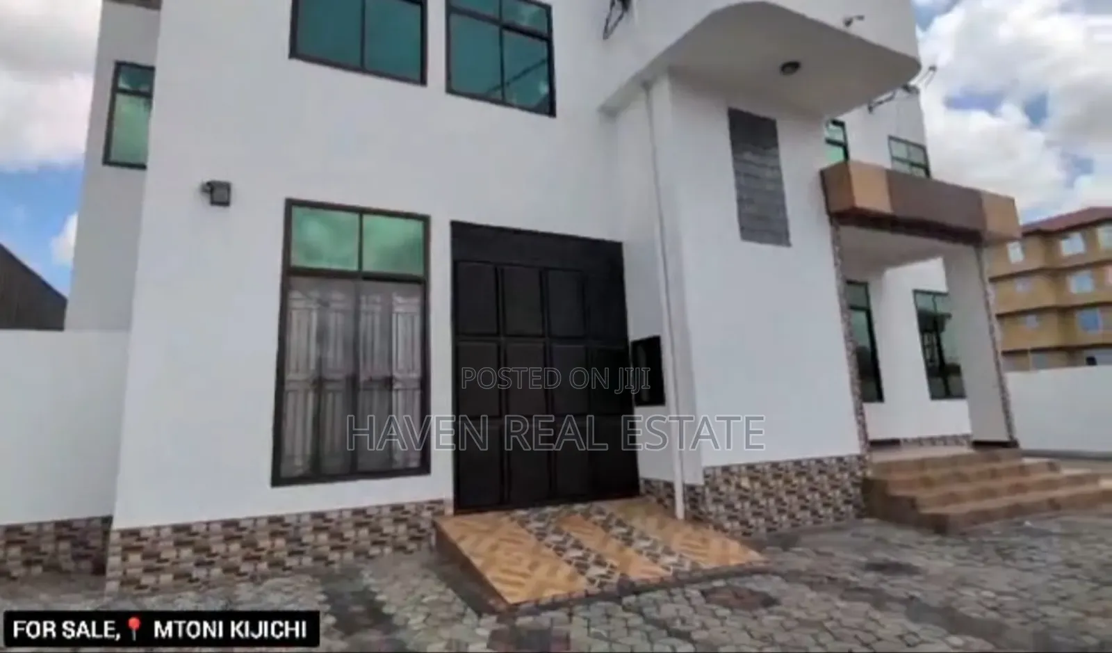 8bdrm House in Mbagala Kuu for sale