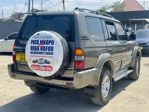 Toyota Land Cruiser Prado 2.7 5dr 2003 Gray