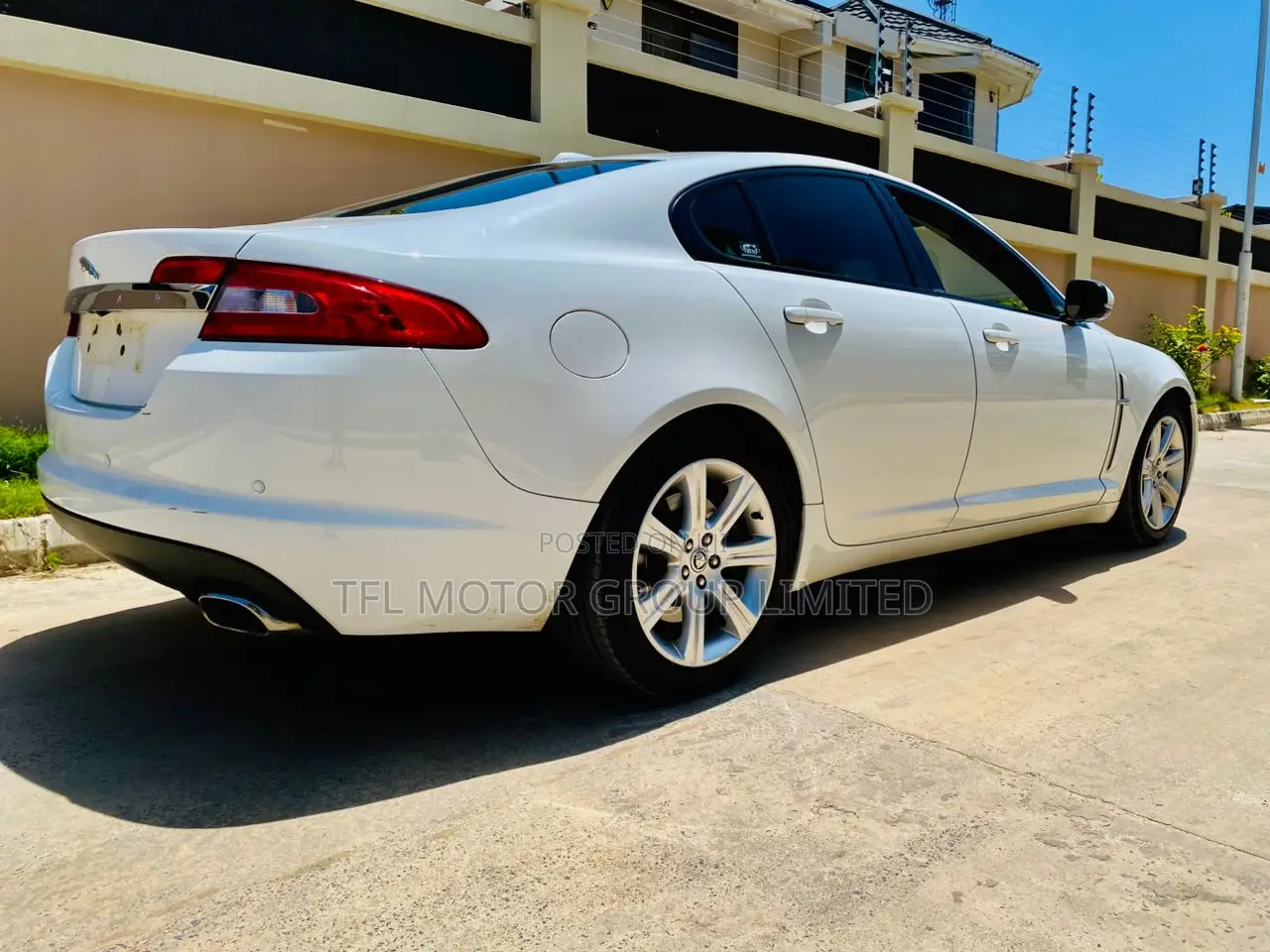 Jaguar XF 2011 White