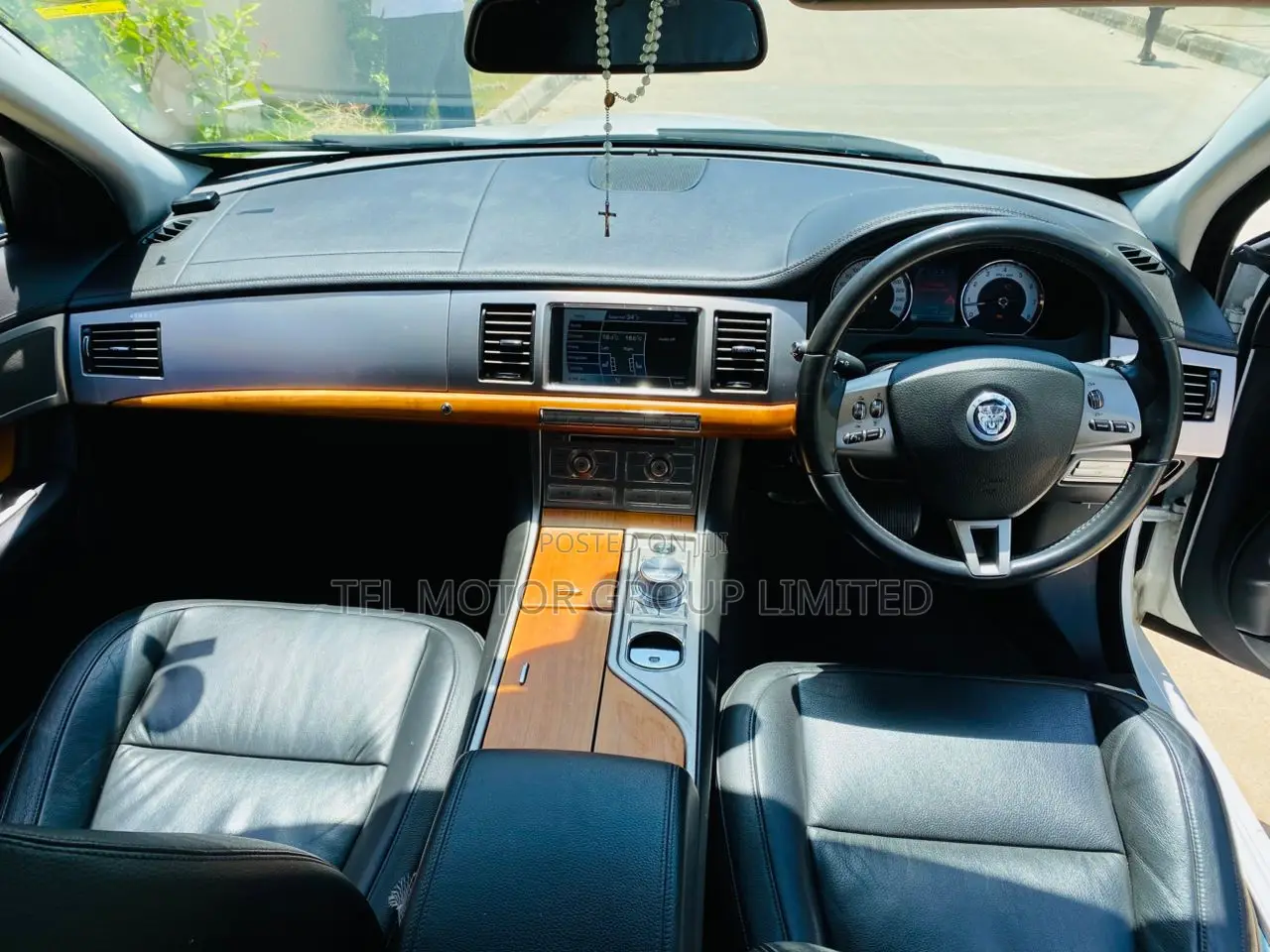 Jaguar XF 2011 White