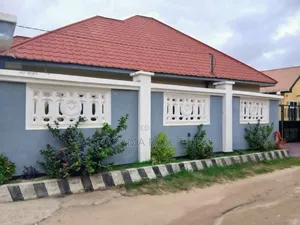 3bdrm House in Mchakama Real Estate, Kinyerezi for sale
