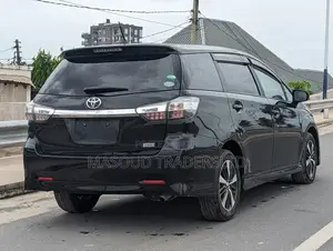 Toyota Wish 2012 Black