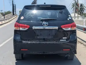 Toyota Wish 2011 Black