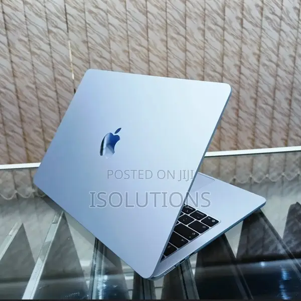 New Laptop Apple MacBook Air 2025 M4 13-Inch 16GB Apple M4 SSD 256GB