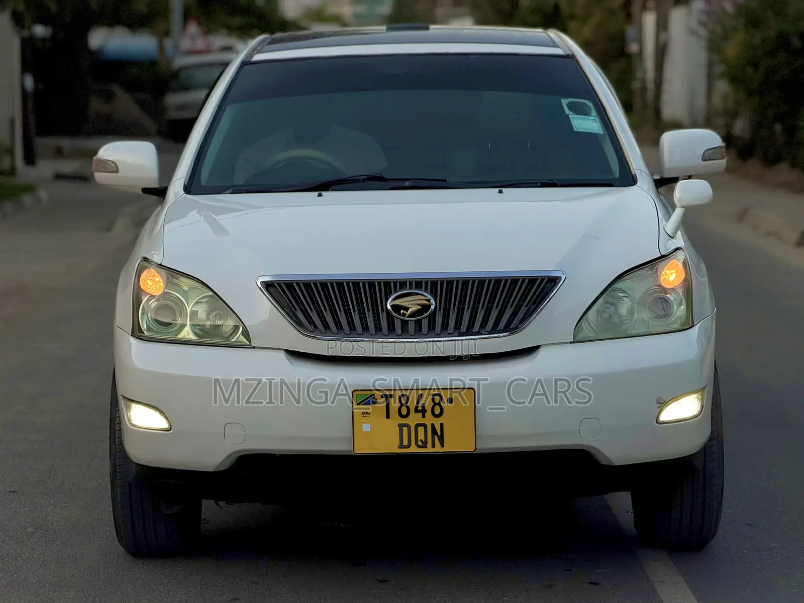 Toyota Harrier 2005 White