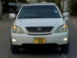 Toyota Harrier 2005 White