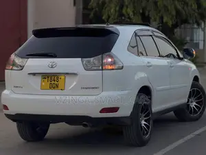 Toyota Harrier 2005 White
