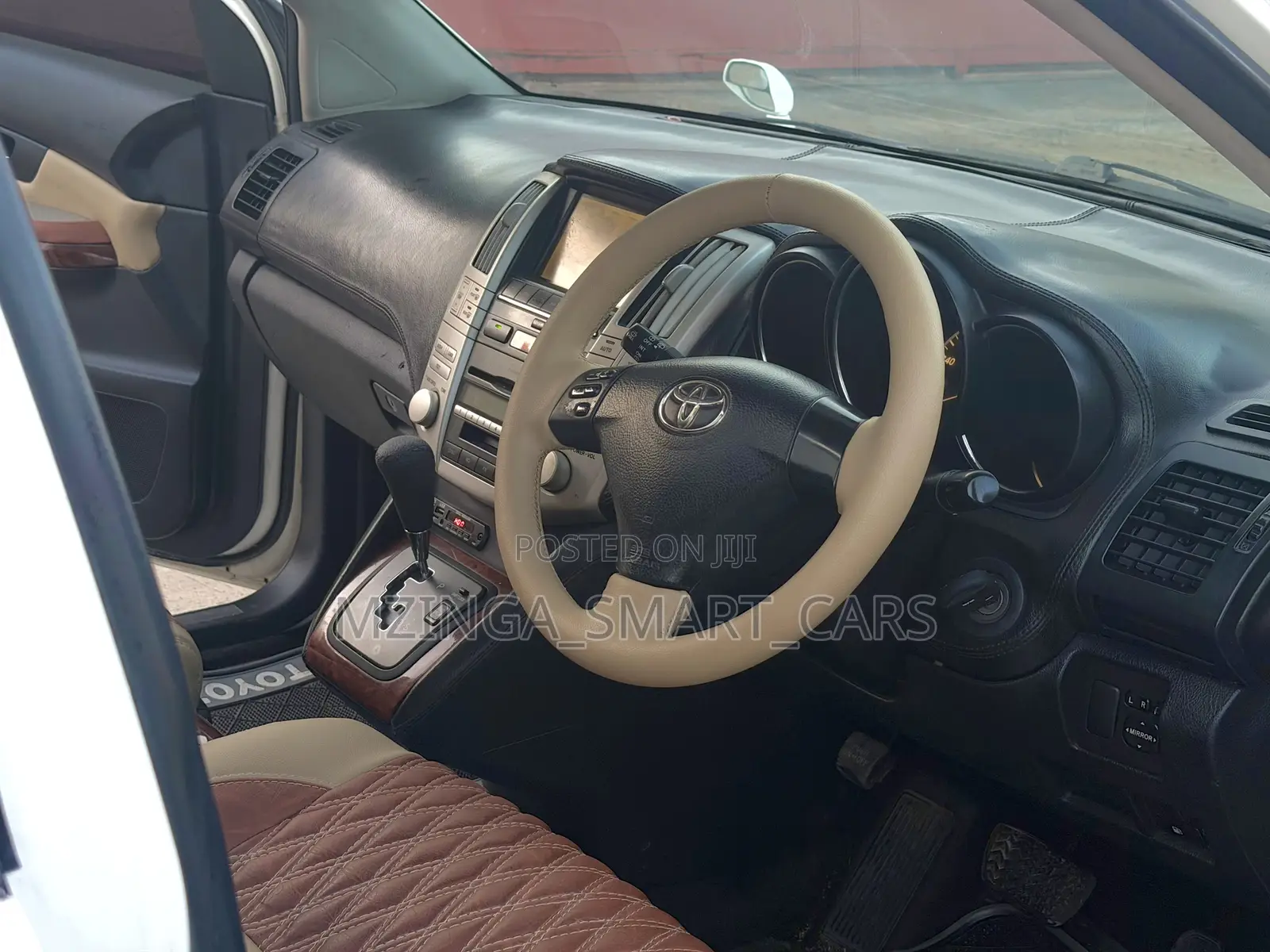 Toyota Harrier 2005 White