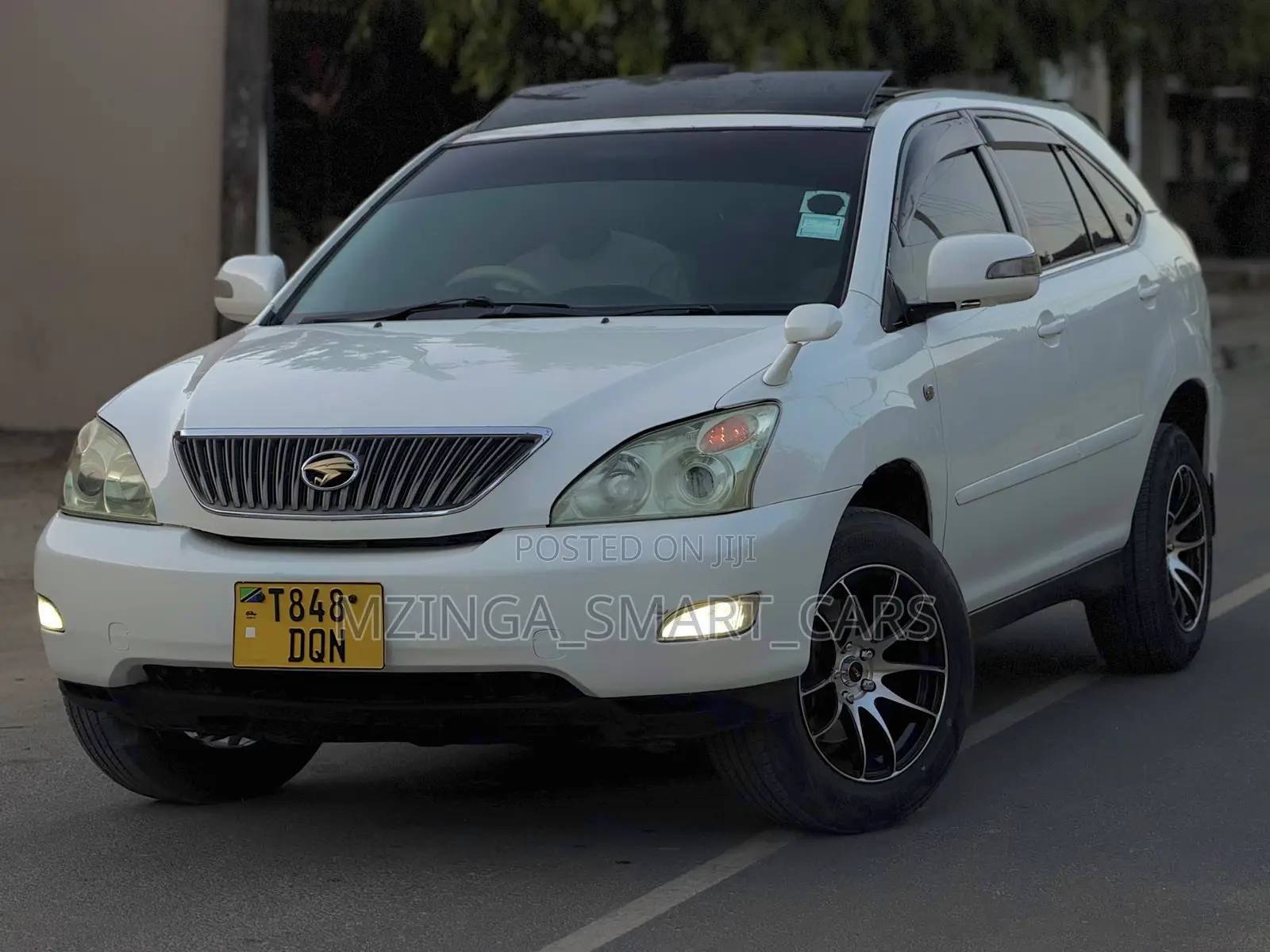 Toyota Harrier 2005 White