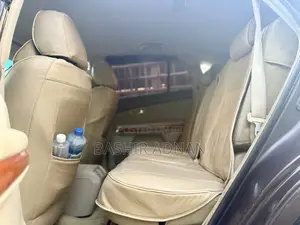 Toyota Harrier 2.4 2006 Maroon