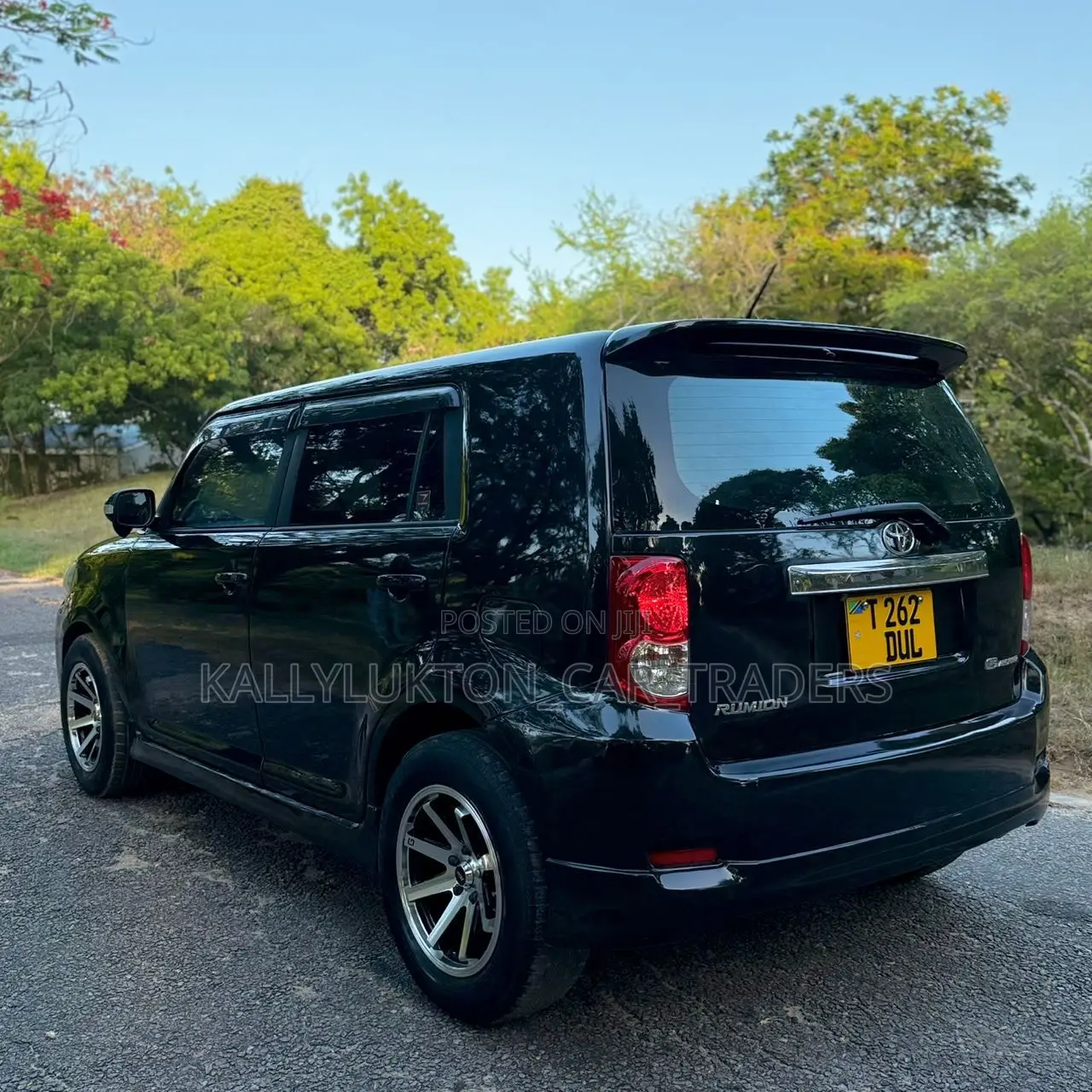 Toyota Corolla Rumion 2007 Black