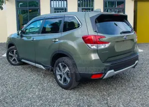 Subaru Forester 2019 Gray