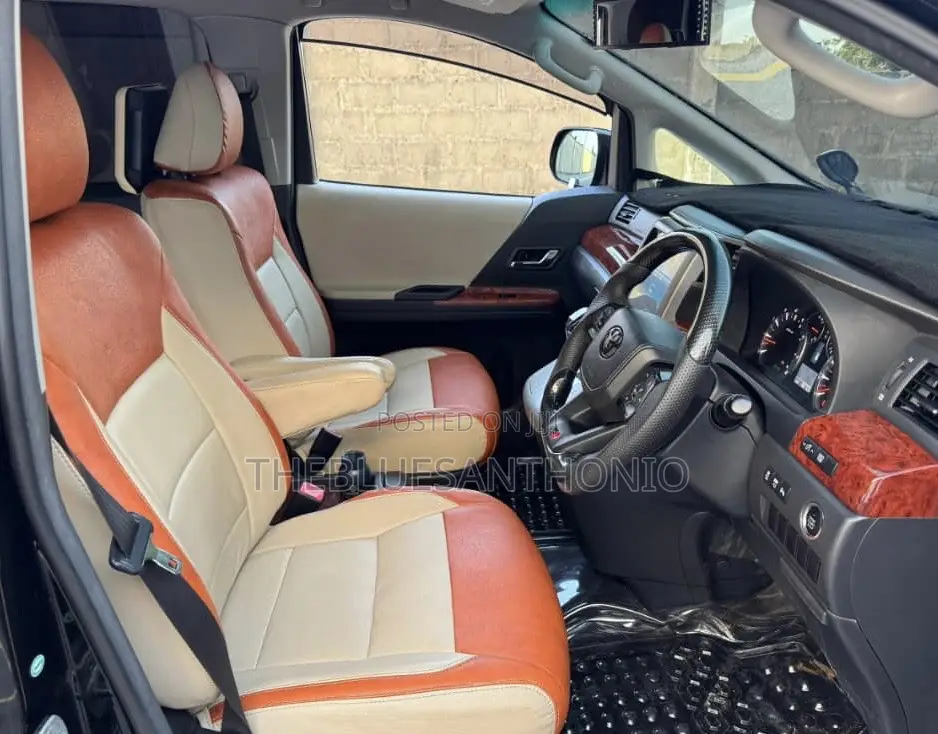 Toyota Alphard 2010 Black