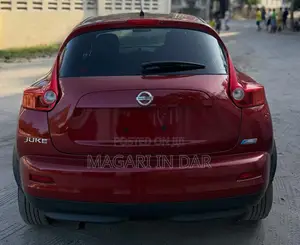 Nissan Juke 2011 Red