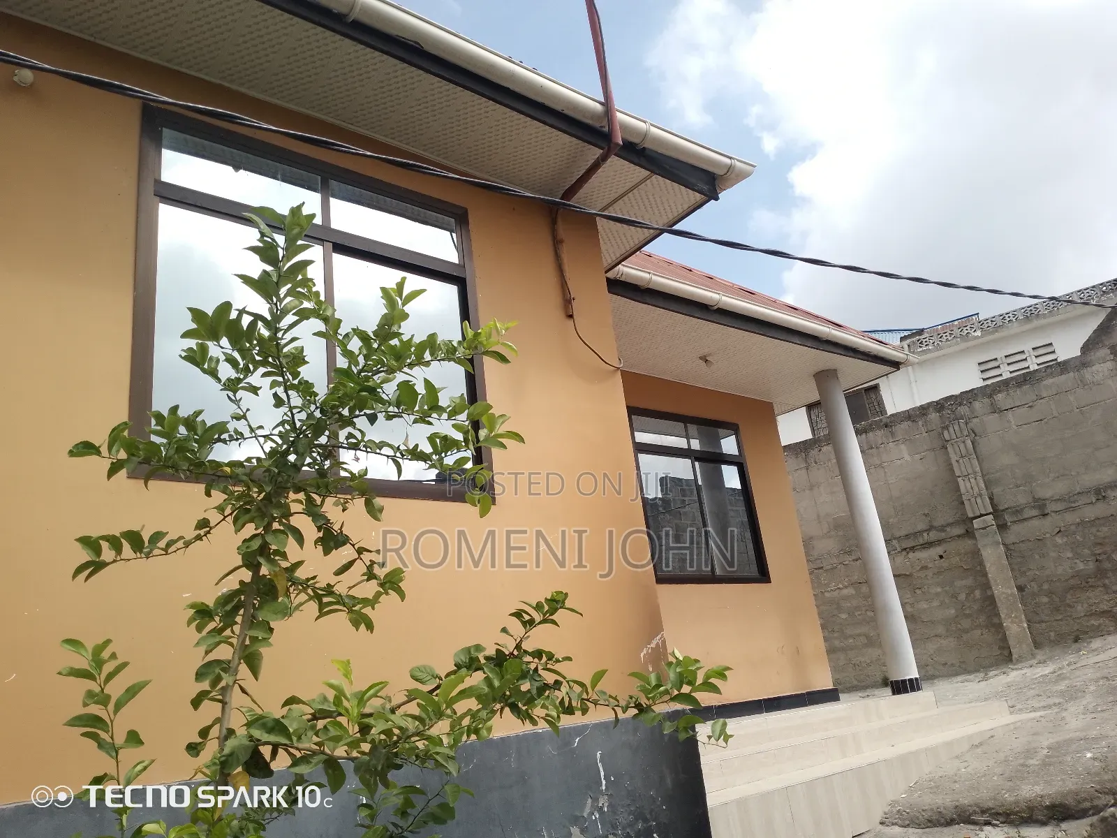 4bdrm House in Tanzania Daresalaam, Ilala for sale