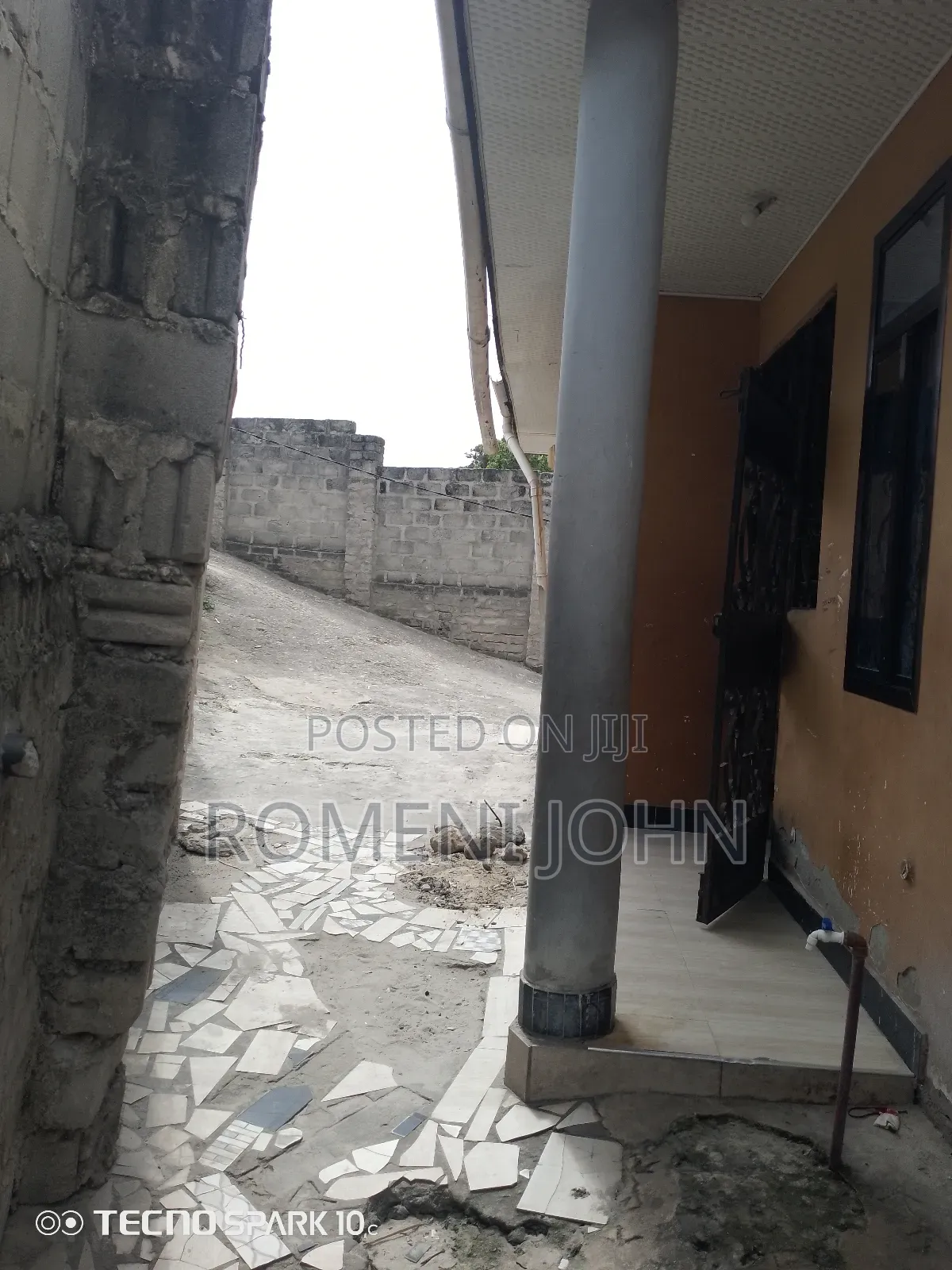 4bdrm House in Tanzania Daresalaam, Ilala for sale