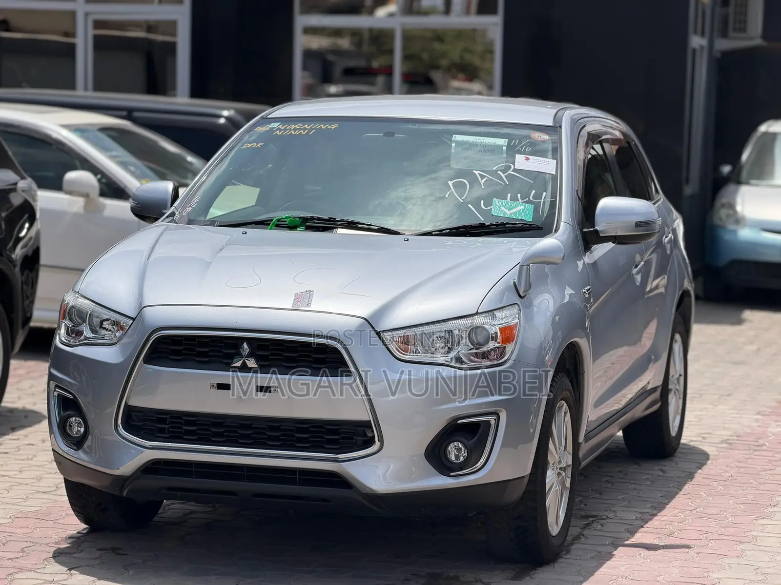 Mitsubishi RVR 2014 Silver