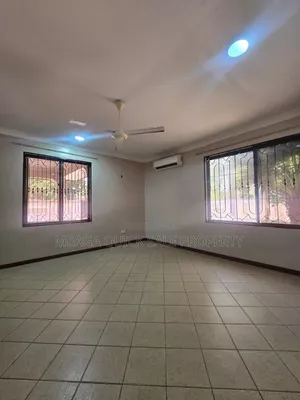 6bdrm House in Oyster Bay for rent