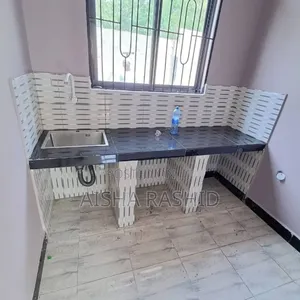 1bdrm Apartment in Kimara for rent