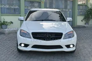 Mercedes-Benz C-Class 2009 White
