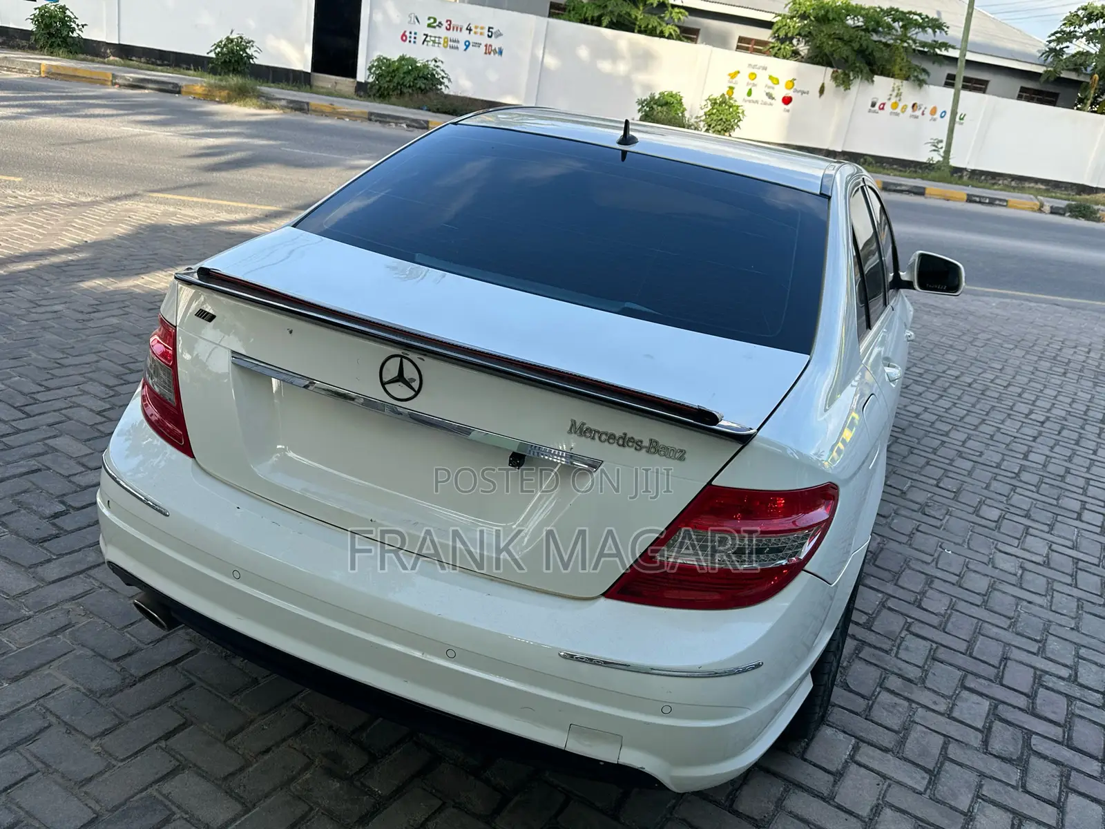 Mercedes-Benz C-Class 2009 White