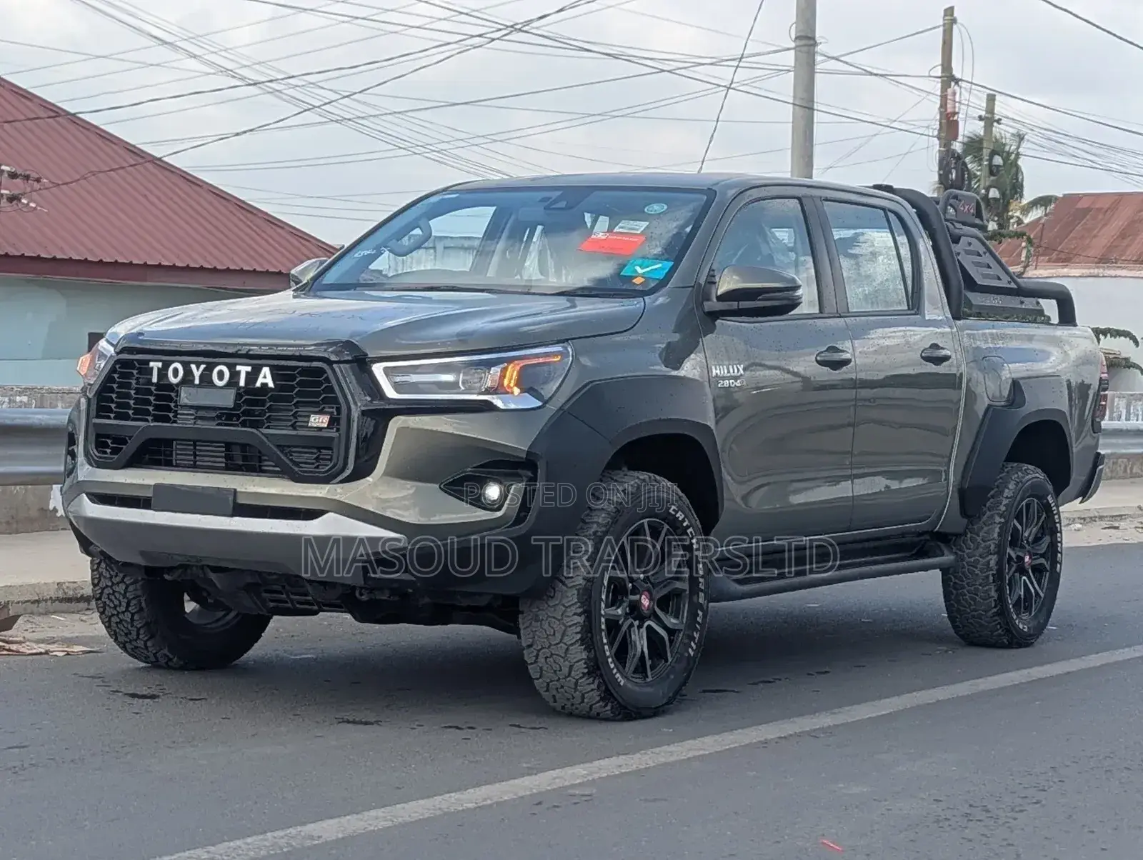 Toyota Hilux 2024 Gray
