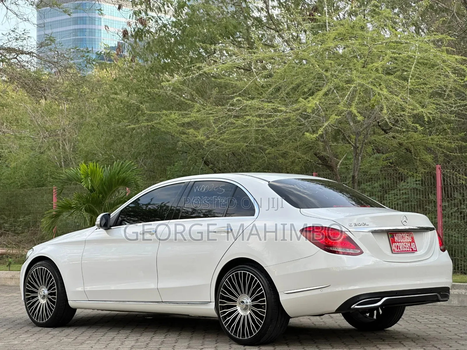 Mercedes-Benz C200 2015 White