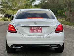 Mercedes-Benz C200 2015 White