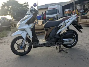 Honda 2025 White