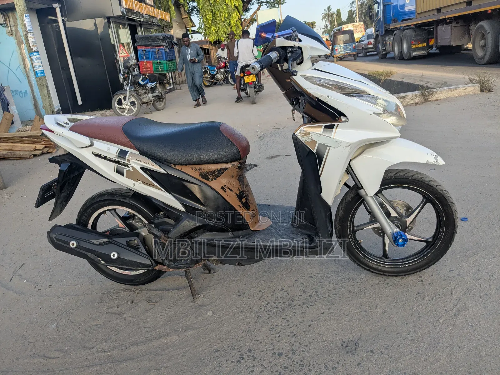 Honda 2025 White