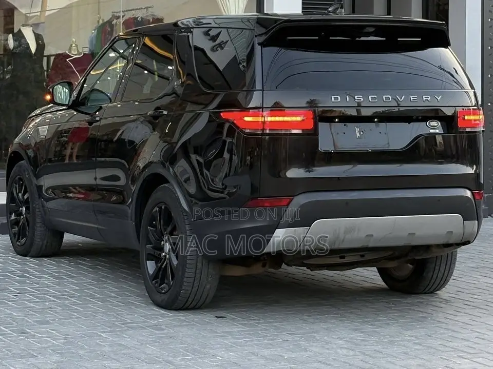Land Rover Discovery 2017 Black