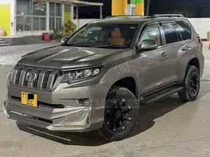 Toyota Land Cruiser Prado 2.7 i 2013 Gray
