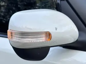 Toyota Corolla Rumion 2010 White