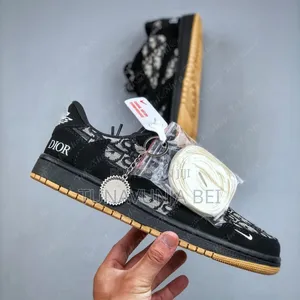 Dior X Sneakers Original